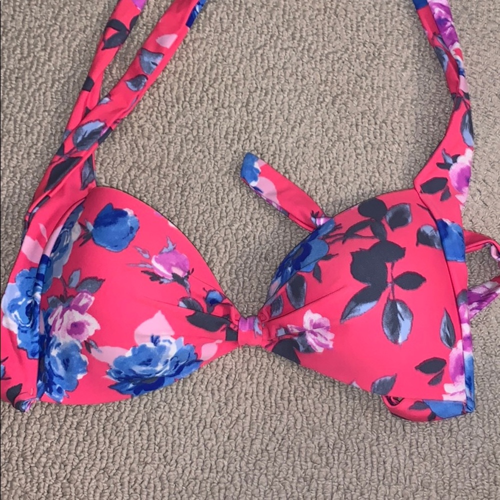 Flower bikini top